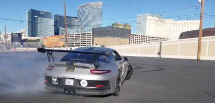 Porsche GT3RS Does Donuts on Las Vegas Strip