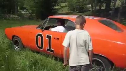 Awesome Parents Surprise Kids and Find a General Lee in a Barn!