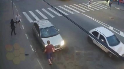Driver Shoots Crazed Man Destroying His Vehicle at Point Blank Range! Only in Russia…