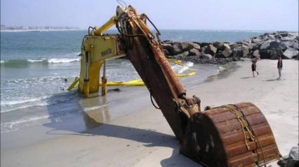 The Wildest Heavy Equipment Disasters Caught on Camera