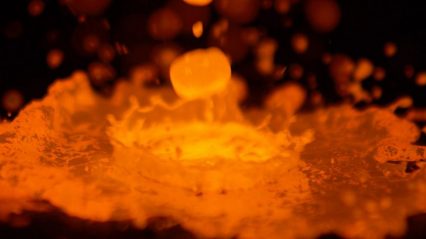 1200°C Molten Copper in Slow Motion – The Slow Mo Guys