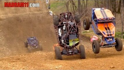 4 Wide Rock Bouncer Knockout Racing is Wild!