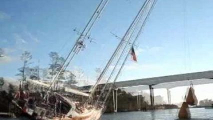 80+ Foot Sail Boat VS 65 Foot Bridge   This is How it’s Done