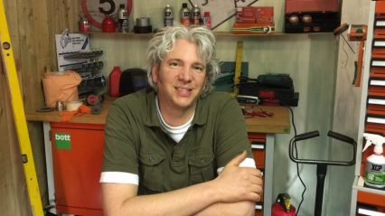 After Wheeler Dealers Split, Mike Brewer Has Been Recieving Fan Anger! Edd China Tells Fans to Stop!
