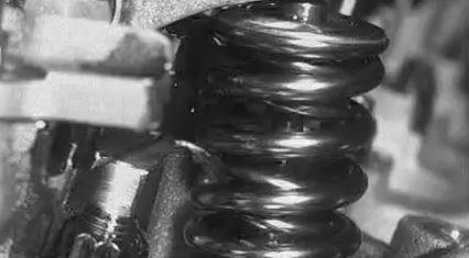 This Slow Motion Footage of a Valve Spring in Action is Mesmerizing!