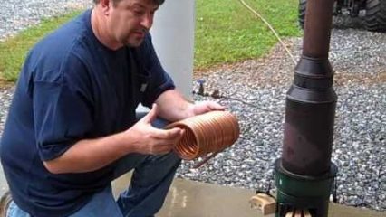 Man Has Figured Out How To Have Endless Hot Water Without Electricity!