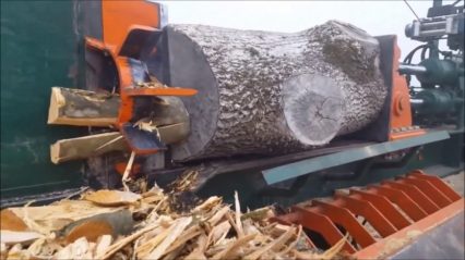 World’s Most Amazing Machines in Operation – 100 Ways To Split Wood