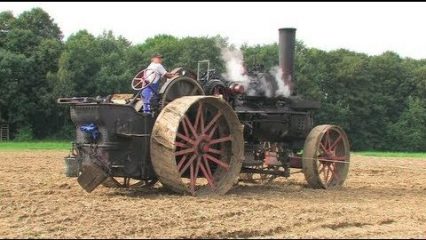Awesome 1920s Steam Tractor Still Getting the Job Done