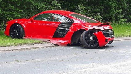 Audi R8 Hits The Curb With a Vengeance… That Hurt!