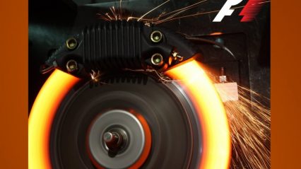 Formula 1 Brembo Brakes Explained! 2017 F1 Racing Technology!