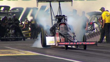 How a Top Fuel Dragster Works