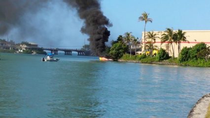 Jet Skier Uses Wakes to Extinguish Boat on Fire