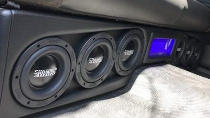 This Guy Crammed an Insane Amount of Speakers all in a Pickup Truck