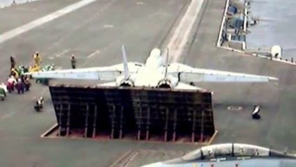 This Triple Tomcat Launch From an Aircraft Carrier is Badass