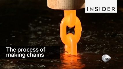 The Process of Making Chains is Surprisingly Beautiful