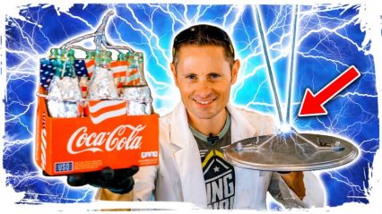 How To Make a “TESLA” Capacitor and Lightning With Coke Bottles