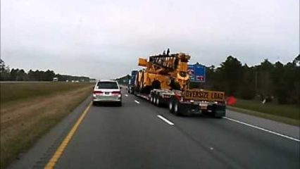 Swaying this Far Can’t be Normal – Oversized Load gets Sketchy