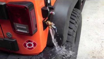 This Pressurized Running Water System on a Jeep Wrangler is Genius!