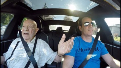 🎥 97 Year Old Goes For a Ride in a Tesla And Experiences New Technology!