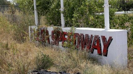 These Abandoned Tulsa Speedway Pictures WIll creep You Out