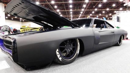 Slammed 1970 Dodge Charger “SOLO” at 2017 Detroit Autorama