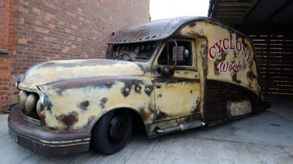 Taxi Transformed Into a Rat Rod in Seven Days!