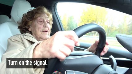 92-Year-Old Gets Behind the Wheel of a Tesla, Tries to Learn the Newest Technology
