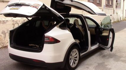 Tesla Model X: Strange Quirks and Cool Features