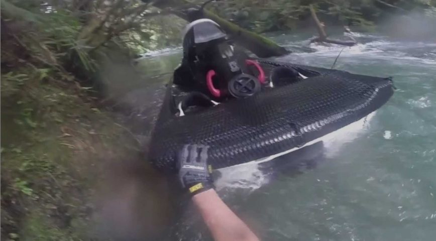River Jetskiing Looks Crazy as All Hell!