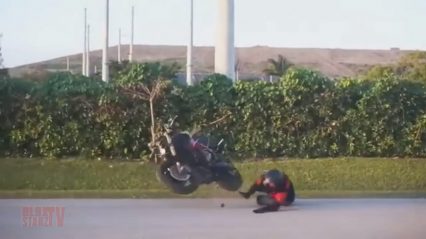 Girl Biker Motorcycle Wheelie FAIL… Stunting Gone Wrong!