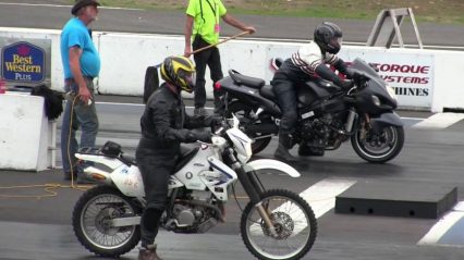 Difference Between a Dirt Bike and Street Bike -Acceleration + Speed in a Drag Race