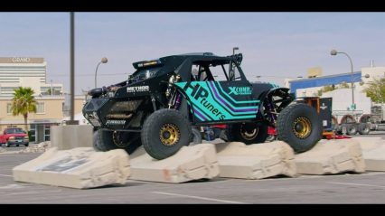 Urban Assault 2 – Blake Wilkey Shreds The Streets Of Las Vegas In His Supercharged Long Travel Buggy