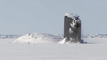 US Navy Nuclear Submarine Crashes Through 3 Feet of Polar Ice