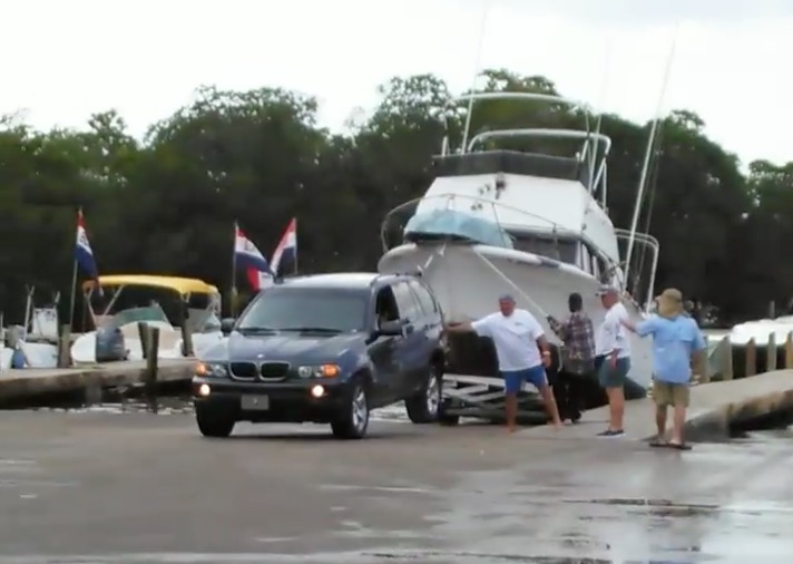 This Boat is WAY too Big for an SUV, Owner Finds out the Hard Way