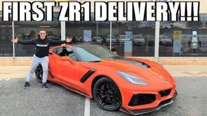 YouTuber Takes Delivery Of The First 2019 ZR1 Corvette!