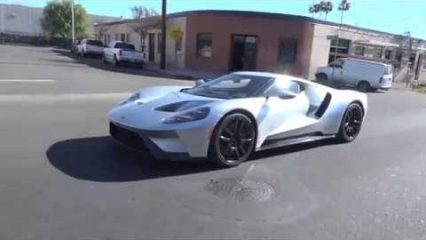Comedian Tim Allen meets his new Ford GT