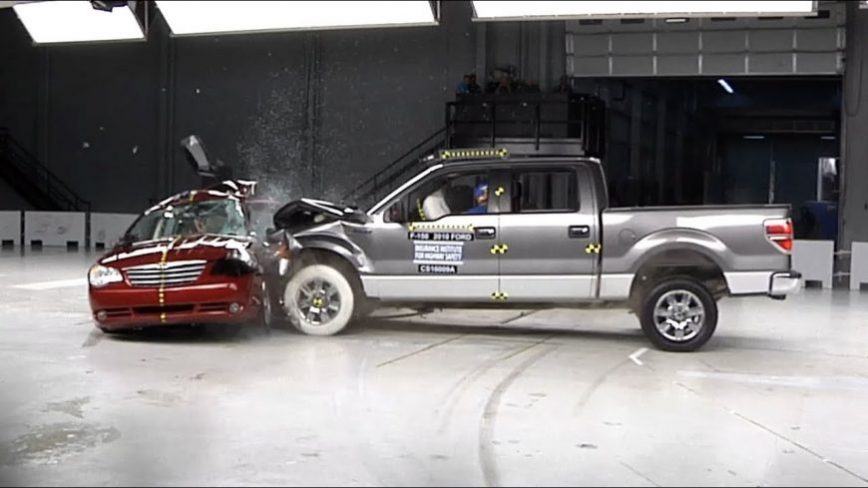Crash Test Shows How Violent Running a Red Light Can Really Be