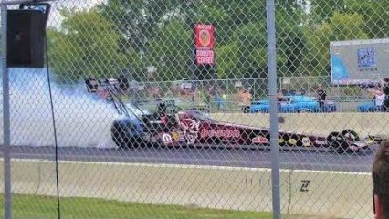 Flashback Friday: Top Fuel cars do burnouts down Woodward Ave