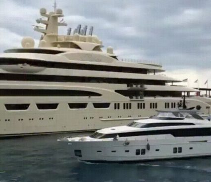 Super Yacht Next to Mega Yacht, Shows Difference Between Millionaires And Billionaires