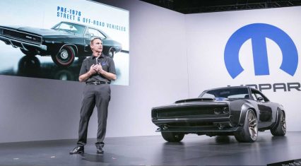 Dodge Unveils New 1,000 Horsepower 426 Hemi Crate Engine Known As “Hellephant”