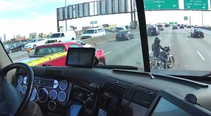 Trucker Comes To Rescue Of Stalled Motorcycle On Busy Highway