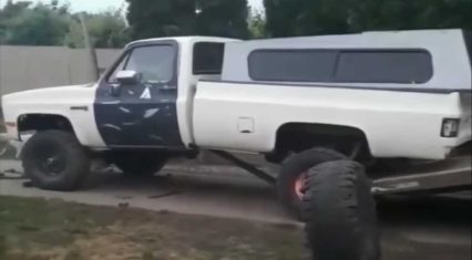 This Group Of Guys Will Show You Exactly How NOT To Unload A Truck