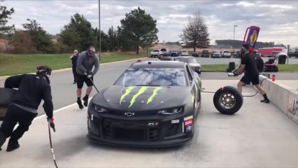Blindfolded NASCAR Pit Crew Does Pit Stop in “Bird Box Challenge”
