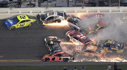 Paul Menard Sets Off Massive Wreck In Closing Moments of Daytona 500.