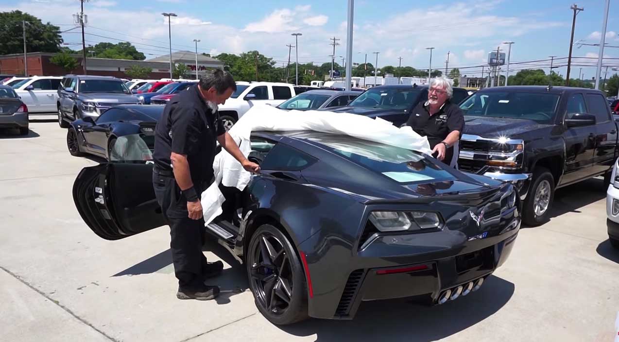 Over 9,000 Chevrolet Corvettes Are Sitting At Dealerships Unsold