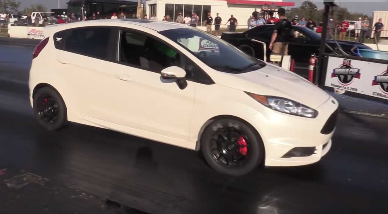 Ford Fiesta ST Destroys Hellcat's Existence