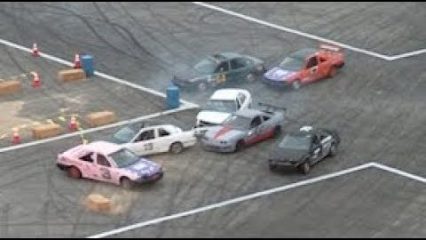 Figure 8 Racing Forms Most Chaotic Race We’ve Ever Seen