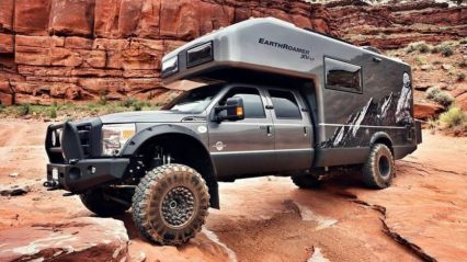 Touring the $500,000 Earthroamer Camper (It Can do it All!)