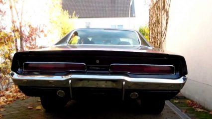 Iconic Muscle Catharsis – 1970 Dodge Charger 440 Cold Start and Idle Sound