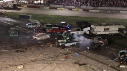 Insane Figure 8 Trailer Race Leaves Carnage Absolutely Everywhere